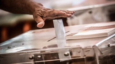 Ξεκίνησε η εκκαθάριση των εκλογικών καταλόγων