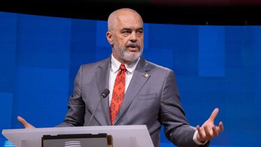 Προκλητικός Ράμα κατά Ελλάδας: "Υποχρέωσαν τους αδερφούς μας να αλλάξουν τα ονόματά τους"