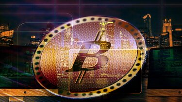 Bitcoin: Σπάει το ένα ρεκόρ μετά το άλλο!