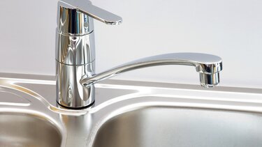 Αύξηση στα πάγια παρότι το νερό δεν πίνεται