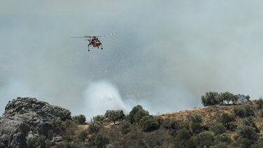 Οριοθετημένη η πυρκαγιά στο νότιο Ρέθυμνο – Επιμένουν οι ισχυρές δυνάμεις πυρόσβεσης