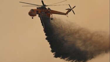 Σέρρες: Σε εξέλιξη η φωτιά στο Χιονοχώρι