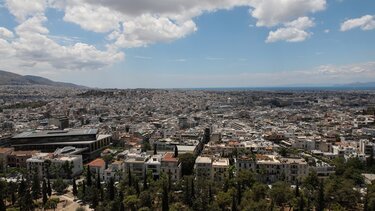 Φορολογικό νομοσχέδιο: Σε δύο άξονες οι παρεμβάσεις για ακίνητα, τουρισμό και βραχυχρόνια μίσθωση