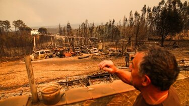 Φονικές πυρκαγιές στην Πορτογαλία - Ενισχύσεις από Ισπανία και Μαρόκο