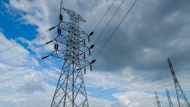 Eurelectric: Έως και πενταπλάσιες οι τιμές του ρεύματος στον ευρωπαϊκό Νότο