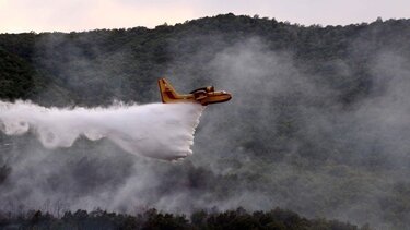 Ελεγχόμενη η πυρκαγιά στο Παγγαίο - Επιχειρούν και σήμερα εναέρια μέσα