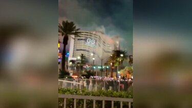 Κατεδαφίστηκε το εμβληματικό ξενοδοχείο-καζίνο Tropicana στο Λας Βέγκας