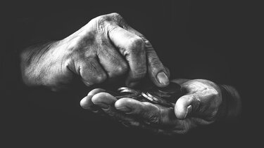 Παγκόσμια Τράπεζα: Τα 26 πιο φτωχά κράτη δέχονται ολοένα και μικρότερη υποστήριξη