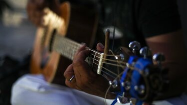 Ηράκλειο: Οι αποφάσεις για τη μουσική στα καταστήματα και τους μουσικούς του δρόμου