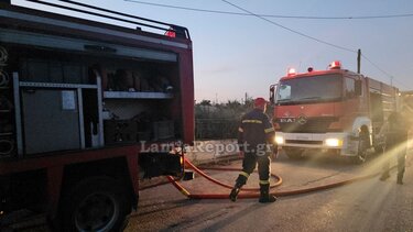 Συναγερμός για πυρκαγιά σε μονοκατοικία - Απεγκλωβίστηκε η ιδιοκτήτρια 