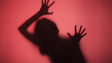 Ενδοοικογενειακή βία, Καταγγελίες