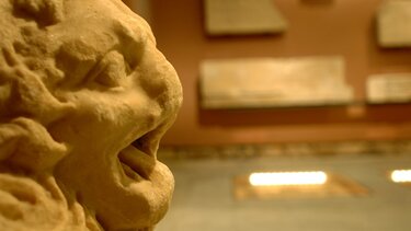 istoriko moyseio kritis