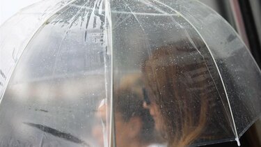 Βροχή, ομπρέλα