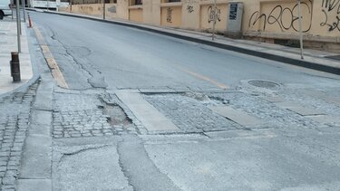 lakkouves mpodosakeio kentro cover