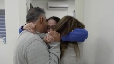 Επιστροφή ομήρων 