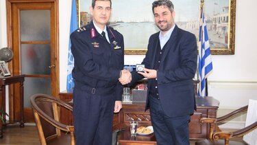 δημαρχος και ταξιαρχος