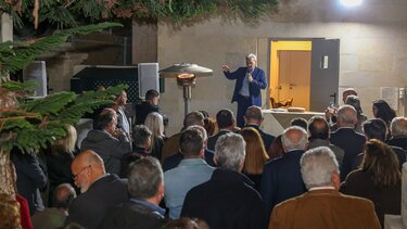 Κοπή πίτας, Δικαίωμα στην πόλη