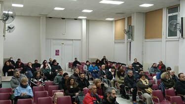 Σύσκεψη, σωματεία, απεργία