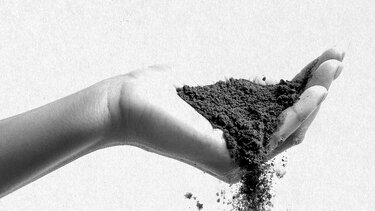 εκδήλωση Αντιγόνης μνήμα