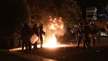 επεισόδια-συνταγμα