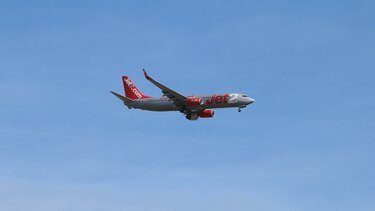 jet2