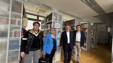 Λιονή Βιβλιοθήκη