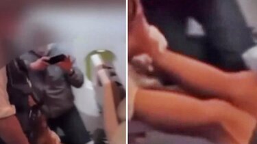 Σε κατάσταση αμόκ ήταν ένας επιβάτης αεροπλάνου που κατευθυνόταν από την Ιαπωνία στην Ταϊβάν, καθώς δάγκωσε αεροσυνοδό.