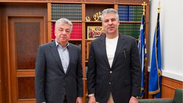 Αρναουτάκης, Τοψίδης