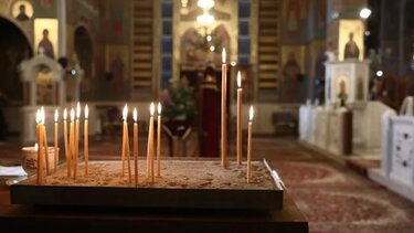 Εκκλησία κεριά