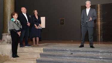 Πλήθος κόσμου στα εγκαίνια της έκθεσης ζωγραφικής του Χρήστου Μποκόρου