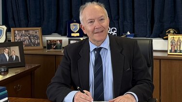 Στέφανος Γκίκας, Λειψυδρία