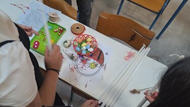 Γυμνάσιο Αγίας Βαρβάρας, Λαμπάδες