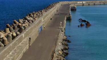 Κούλες λιμενοβραχίονας