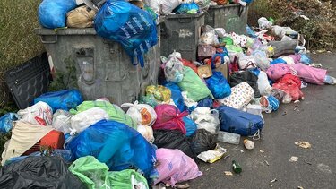 Σταθερό το πρόβλημα με τα σκουπίδια στις Μεσαμπελιές
