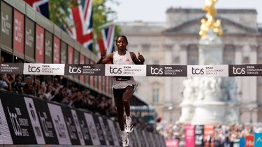  Παγκόσμιο ρεκόρ από την Ασέφα στον Μαραθώνιο του Λονδίνου