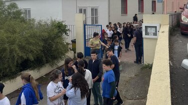 Δημοτικό Σχολείο Βαρυπέτρου