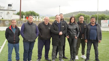 Γιάννης Πλακιωτάκης, Σίσι