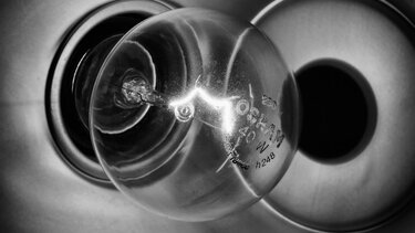 Λάμπα, σκοτάδι