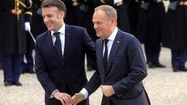 Μακρόν, Τουσκ