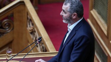 Μανόλης Χνάρης