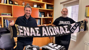 Ο Μενέλαος Μποκέας έκανε την κλήρωση για τα 100 εισιτήρια με έκπτωση 50% για τους φίλους του ΟΦΗ - Δείτε τα αποτελέσματα