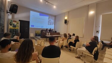 "Καταφύγιο" υποστήριξης για τους πρόσφυγες, το HELIOS+ που "τρέχει" και στην Κρήτη