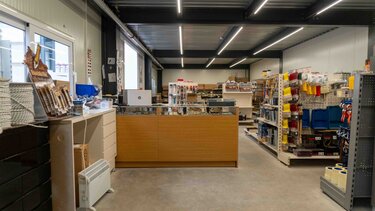 Η επιχείρηση που ... τα έχει όλα: "Κουμαντάκης", το απόλυτο "one stop shop"!