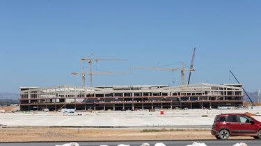 erga neo aerodromio kasteliou3