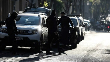 Πυροβολισμοί, Κέντρο Διασκέδασης