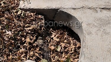 Χανιά: Την «κατάπιε» μεγάλη τρύπα σε πεζοδρόμιο
