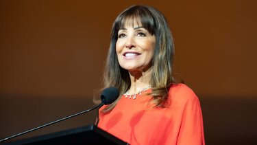 Ελένη Μπούση