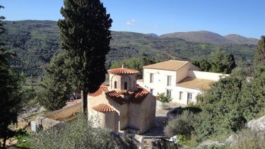 Γκουβερνιώτισσα 