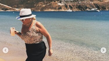 Δανάη Μπάρκα, διακοπές