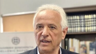 Αντώνης Περισυνάκης